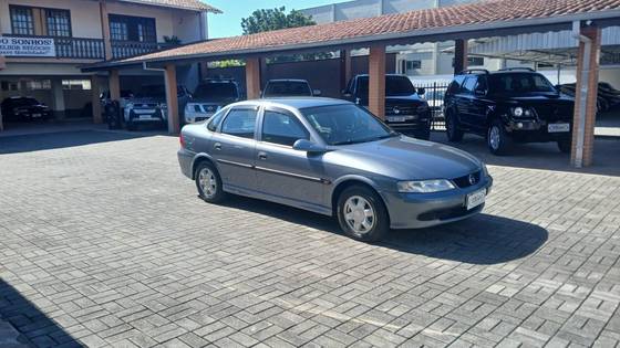 CHEVROLET VECTRA 2.2 SFI GLS 16V GASOLINA 4P MANUAL